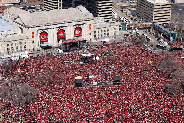 Penembakan Massal, Lisa Lopez-Galvan Tewas saat Rayakan Kemenangan Chiefs Super Bowl 2024