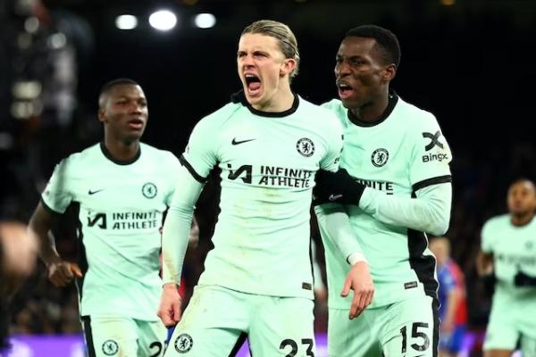 Spurs Ingin Ajukan Tawaran untuk Gelandang Chelsea