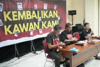 Aktivis HAM Kecam Keputusan Jokowi Kerek Pangkat Prabowo