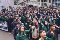 Geruduk Gedung DPR, Mahasiswa Trisakti Cegat Mobil Menteri Asal Gerindra