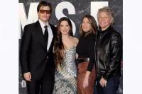 Hadiri Premier Damsel Bareng Camer, Millie Bobby Brown Sebut Putra Jon Bon Jovi Pangerannya
