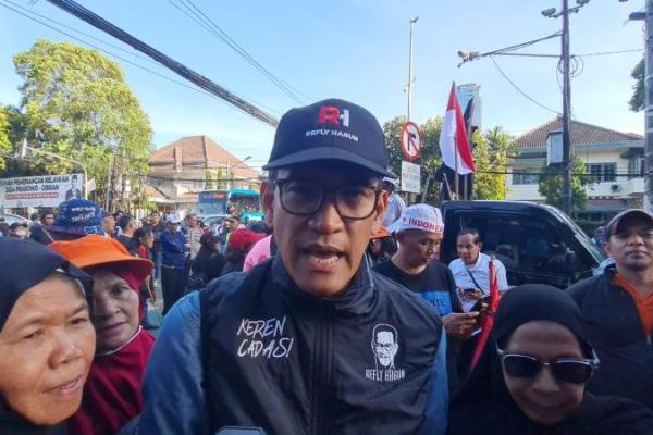 Dia nenilau Presiden Jokowi merupakan sumber masalah yang membuat demokrasi di Indonesia hampir hancur.