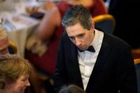 Mundur Mendadak, Perdana Menteri Irlandia akan Digantikan oleh Simon Harris