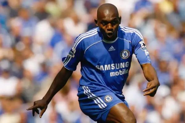 Dikibuli Soal Anak, Eks Pemain Chelsea Gugat Cerai Istri