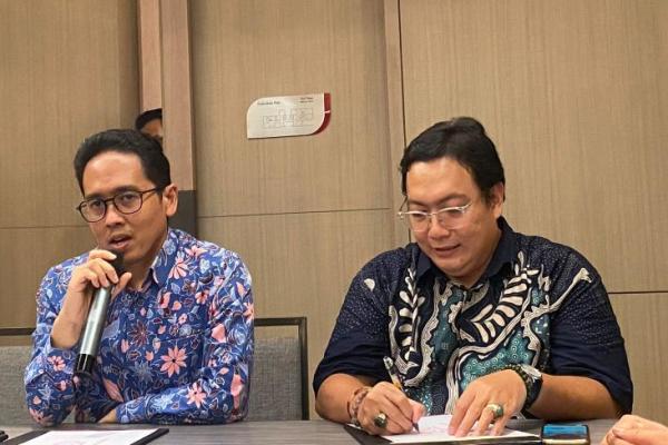 Pemerintah menetapkan bahwa keikutsertaan peserta didik dalam ekstrakurikuler pramuka hanya sebatas sukarela