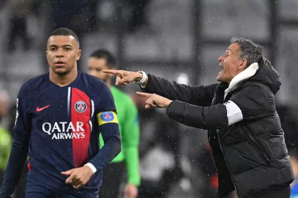 Luis Enrique mengakui tak mudah untuk mencari pengganti Kylian Mbappe, yang akan meninggalkan PSG pada musim panas mendatang