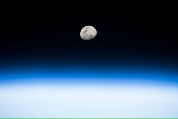 Gedung Putih Minta NASA Membuat Standar Waktu untuk Bulan dan Benda Langit