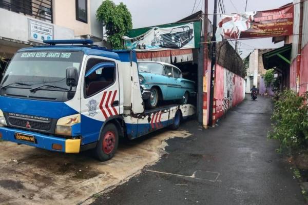 KPK Sita Mobil Chevrolet Milik Andhi Pramono
