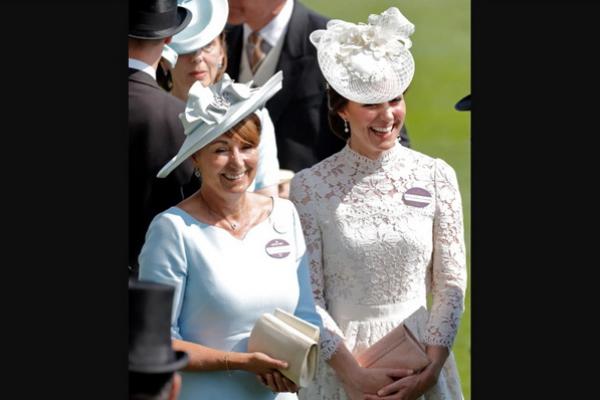  
Bangkrut, Keluarga Kate Middleton tak Sanggup Bayar Utang Rp5,2 Miliar