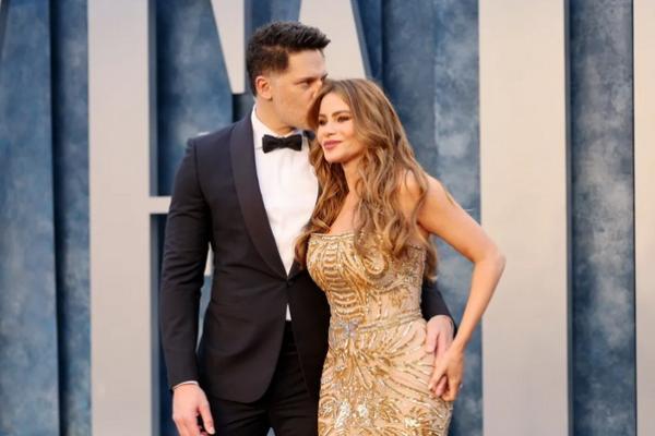 Joe Manganiello Bantah Bercerai dengan Sofia Vergara karena Ingin Punya Anak