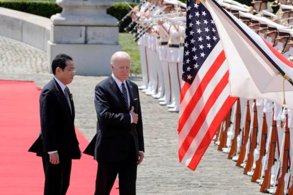 Biden dan Kishida Kemungkinan akan Bahas Proyek Kereta Peluru Texas