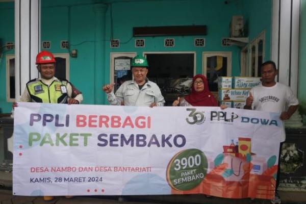 PPLI berbagi kebahagiaan dengan mendistribusikan paket sembako kepada 3900 keluarga yang berada pada ring pertama perusahaan.