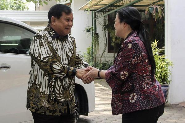 Rencana pertemuan Puan Maharani dengan Prabowo Subianto menurut saya adalah bagian dari diplomasi politik paska Pilpres 2024.