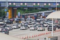 Kemenko Polkam Pastikan Arus Balik Via Tol Cikampek Terkendali