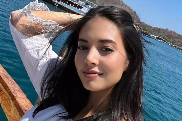 Artis cantik Aurelie Moeremans sempat mengalami depresi akut. Bagaimana mengatasinya? 