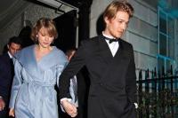 Berpisah dari Joe Alwyn, Taylor Swift Ciptakan Lagu `So Long, London` dan `Fresh Out the Slammer`