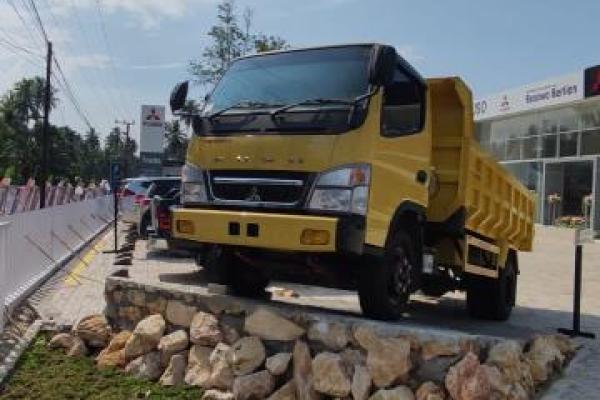 Mitsubishi Fuso Resmikan Diler 3S Baru di Morowali