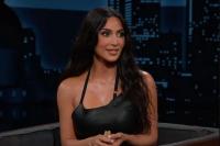 Sempat Dikecam tak Peka, Kim Kardashian Sumbang Underwear SKIMS untuk Korban Kebakaran