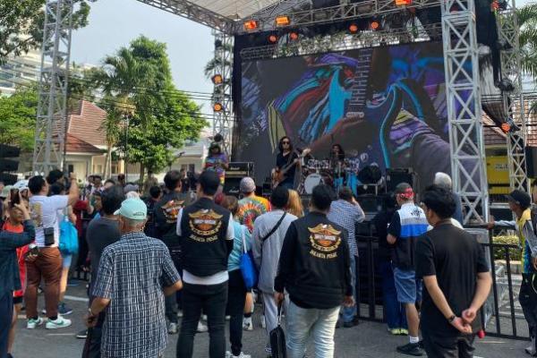 Puluhan Musisi Suguhkan Tampilan Berkelas di Jakarta Street Jazz Festival 2024 
