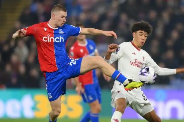 Bayern Lirik Bintang Crystal Palace Adam Wharton