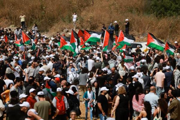 Peringatan Nakba, Ribuan Warga Palestina Unjuk Rasa Menuntut Diakhirinya Perang di Gaza