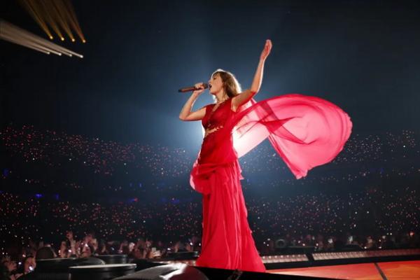 Set Eras Tour Baru, Taylor Swift Ajukan Merek Dagang untuk `Female Rage: The Musical`