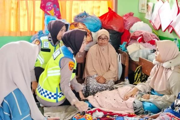 SSDM Polri Kerahkan Tim Bantu Pemulihan Korban Banjir Lahar Dingin Sumbar