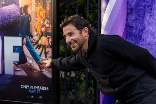 Putri Bradley Cooper Bangga Ayahnya Jadi Es Krim di Film IF