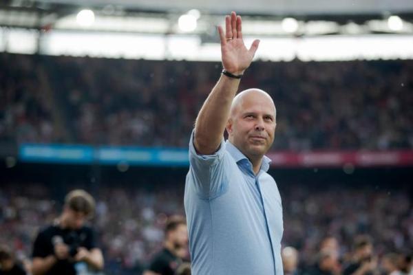 Liverpool dikabarkan sedang mematangkan rencana untuk merekrut gelandang anyar di bursa transfer Januari, pasca The Reds gagal mendatangkan Martin Zubimendi