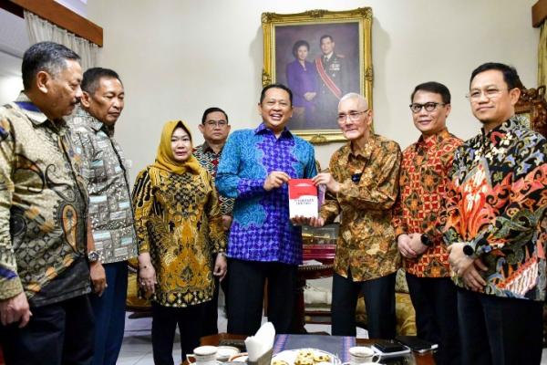 Bertemu Wakil Presiden RI ke-6, Ketua MPR Terima Aspirasi Terkait Amandemen UUD 1945