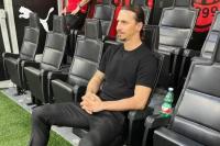 Kembali ke Milan, Ibrahimovic Ogah Jalani Peran "Babysitter"