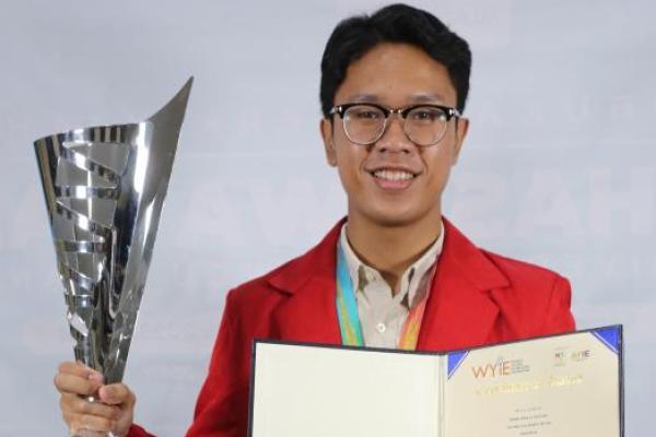 Mahasiswa Teknik UMB Raih Penghargaan Emas Kompetisi Internasional di Malaysia