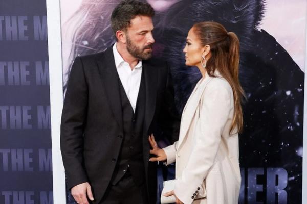 Spekulasi Perceraian, Masa-masa Bulan Madu Ben Affleck dan Jennifer Lopez Telah Usai