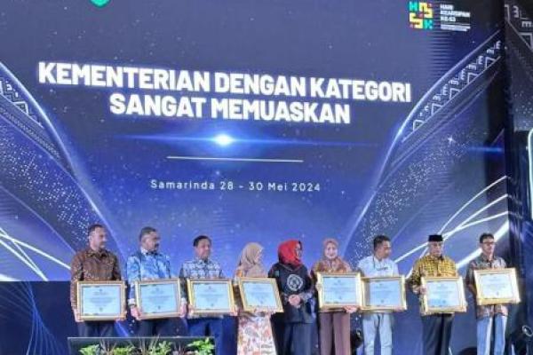 Kemendes PDTT Raih Penghargaan Kearsipan Kategori Sangat Memuaskan