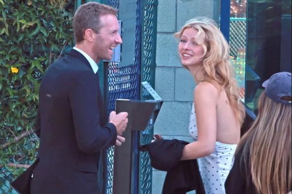Mantan Pasutri Gwyneth Paltrow dan Chris Martin Rayakan Kelulusan SMA Putranya 