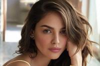 Jennifer Lopez Dirundung Gara-gara Batalkan Tur, Ini Pembelaan Eiza Gonzalez