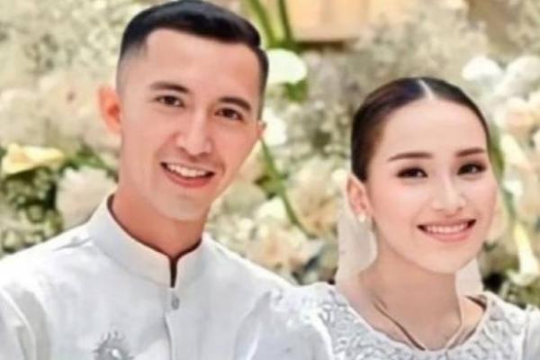 Sudah tunangan, Ayu Ting Ting ternyata putus dari kekasihnya Muhammad Fardhana