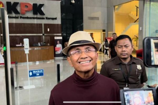 Dahlan Iskan juga didalami soal perannya sebagai kuasa pemegang saham di PT Pertamina.