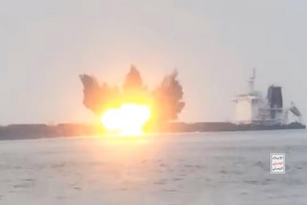 Serangan Kapal Drone Milik Houthi Tingkatkan Bahaya di Laut Merah