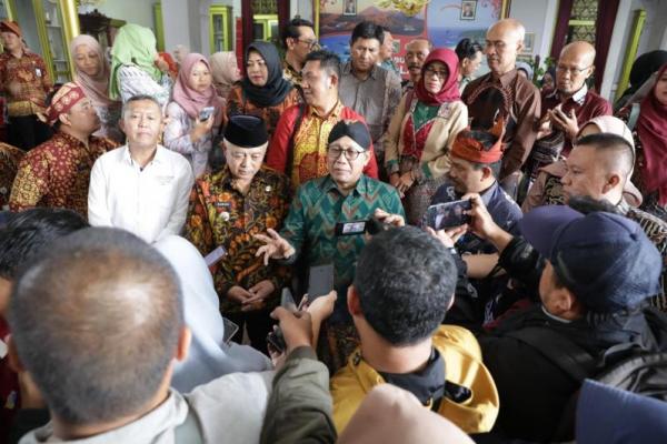 BUMDesa Bersama LKD ini bermula dari eks UPL PNPM Mandiri yang asetnya triliunan tapi tidak miliki payung hukum