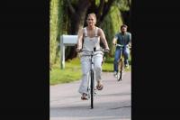 Cantumkan Tanggal Perpisahannya dengan Ben Affleck, Jennifer Lopez Sendirian dan Patah Hati