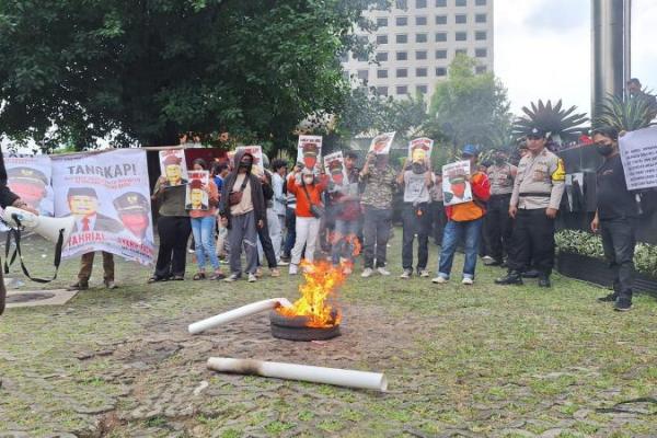 KPK Diminta Ambil Alih Kasus Korupsi Pipanisasi dari Kejagung