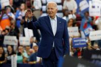 Seruan Mundur Partai Demokrat Makin Meningkat, Biden Janji Terus Berjuang