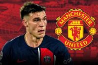 Ugarte Jawaban untuk Lini Tengah Manchester United?