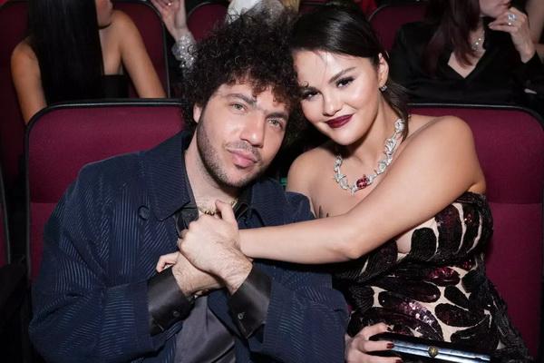 Lagi Bucin, Selena Gomez Sebut Benny Blanco adalah Cinta Sejatinya