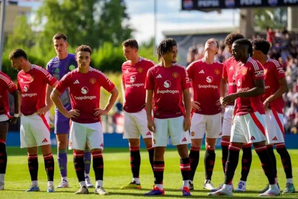 MU dikabarkan sedang mempertimbangkan untuk mendatangkan Morten Hjulmand, gelandang berbakat dari Sporting CP.