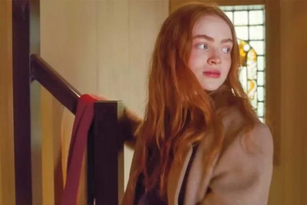  
Bintangi Video Musk Taylor Swift `All Too Well`, Sadie Sink Akui Belum Pernah Jatuh Cinta