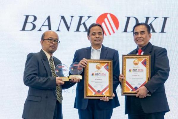 Tidak tanggung-tanggung, Bank DKI langsung sabet tiga perlnghargaan. 