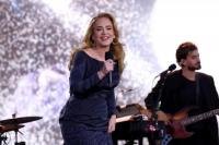 Bakal Menikah dengan Rich Paul, Adele Menangis Berpisah dengan Penggemar 