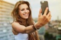 5 Gaya Selfie yang Lagi Trend di Dunia